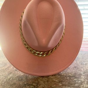 Odiva Celebrity Chain , Pink Bowler Hat One , Size (56-58 cm)